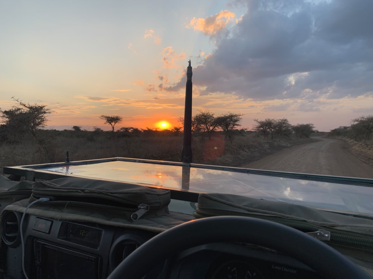 9 Days Maasai Mara, Nakuru, Naivasha, Amboseli & Tsavo East